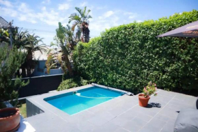 3 bedrooms , sleeps six heart of Cape Town